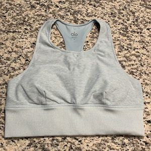 alo yoga sports bra